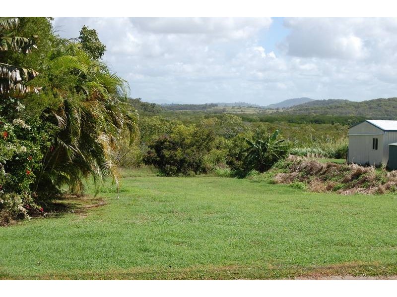 7 Hackett Court, Campwin Beach QLD 4737