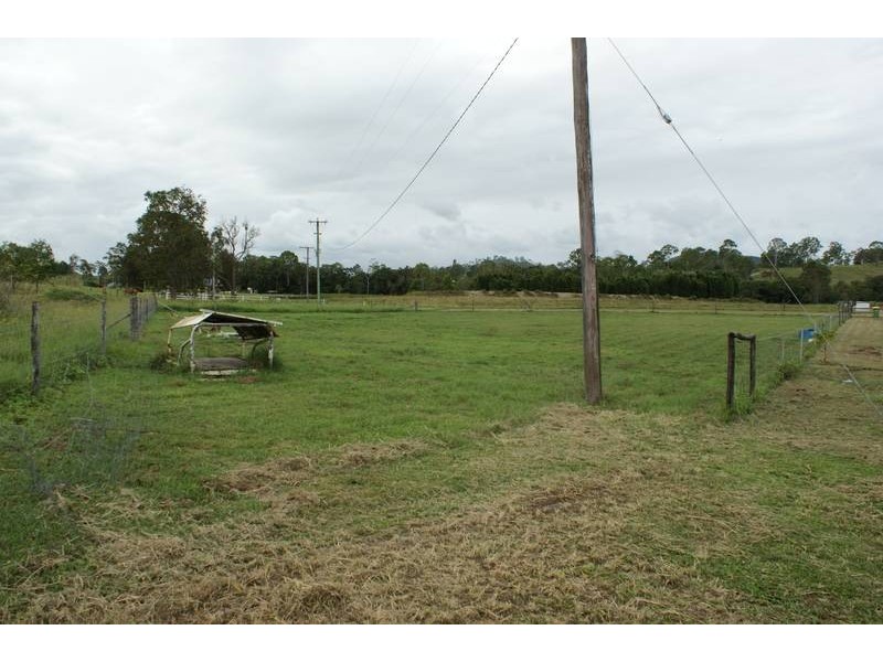 140 Ventons Road, Sarina QLD 4737