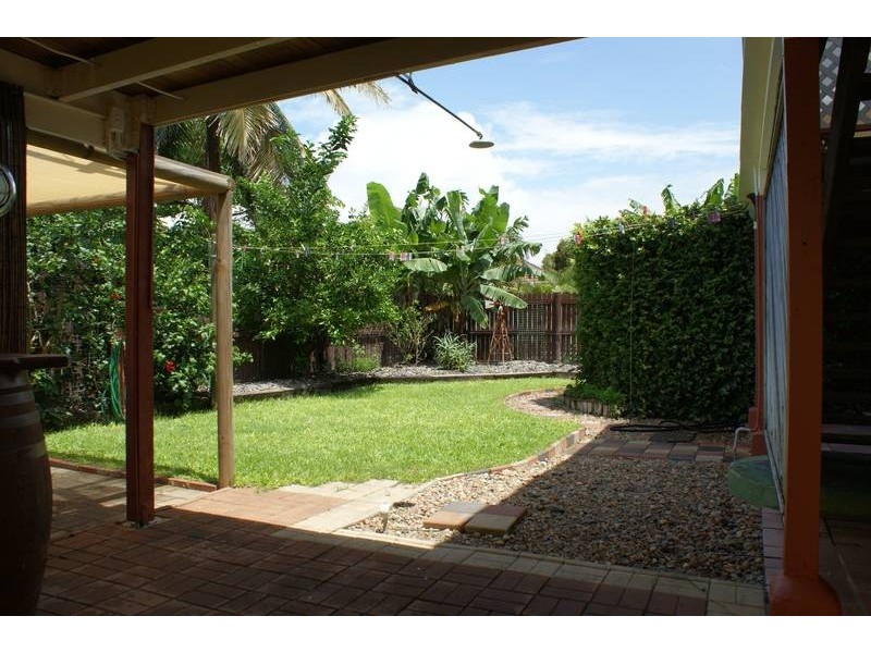 75 Zelma Street, Grasstree Beach QLD 4740