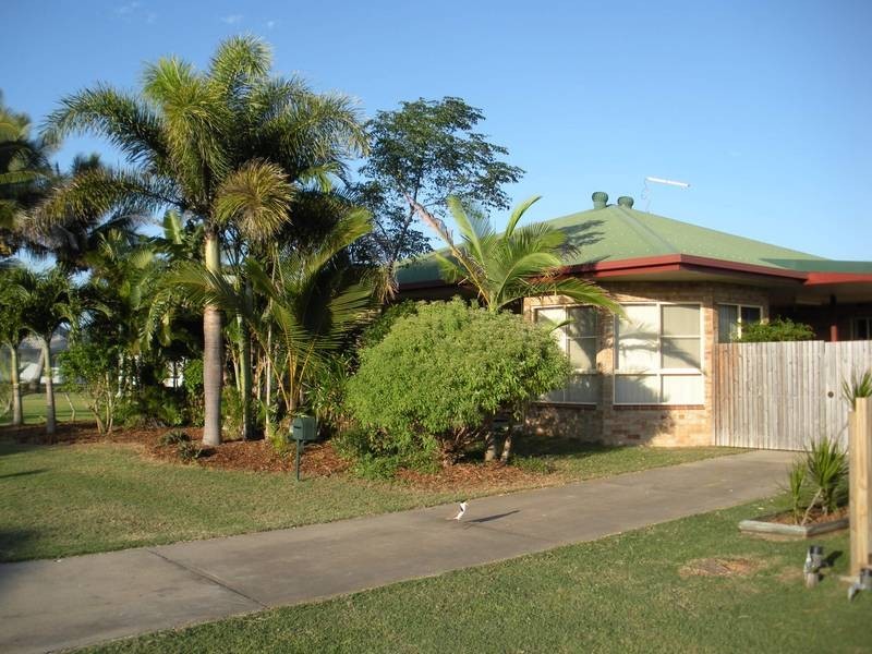 88 Rasmussen Avenue, Salonika Beach QLD 4740