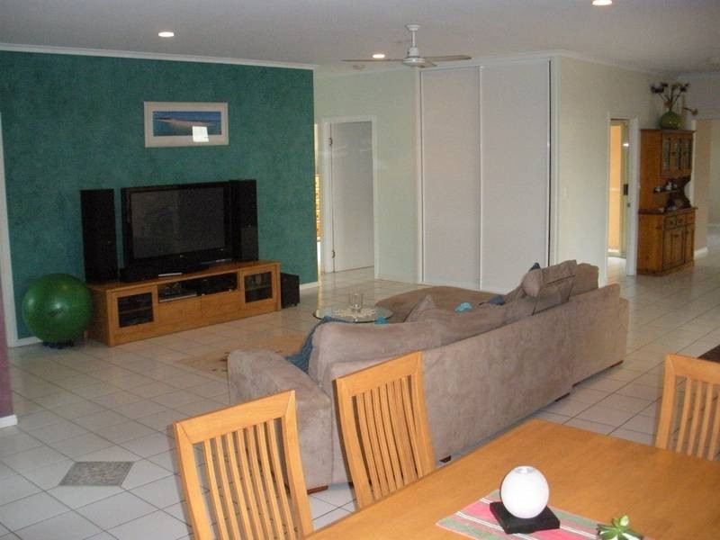 88 Rasmussen Avenue, Salonika Beach QLD 4740