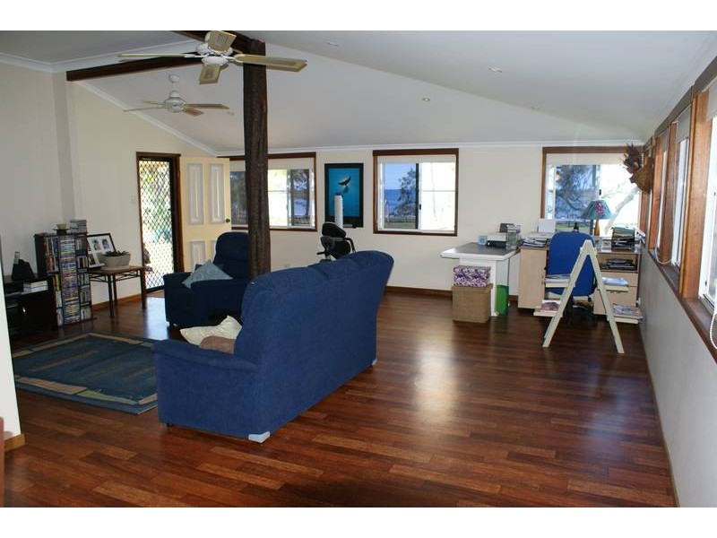 26 The Esplanade, Grasstree Beach QLD 4740