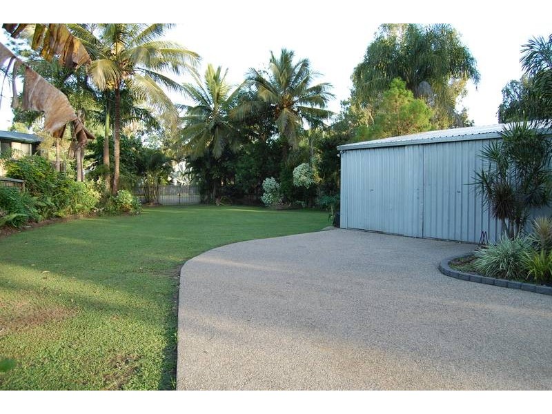 13 Crescent Street, Armstrong Beach QLD 4737
