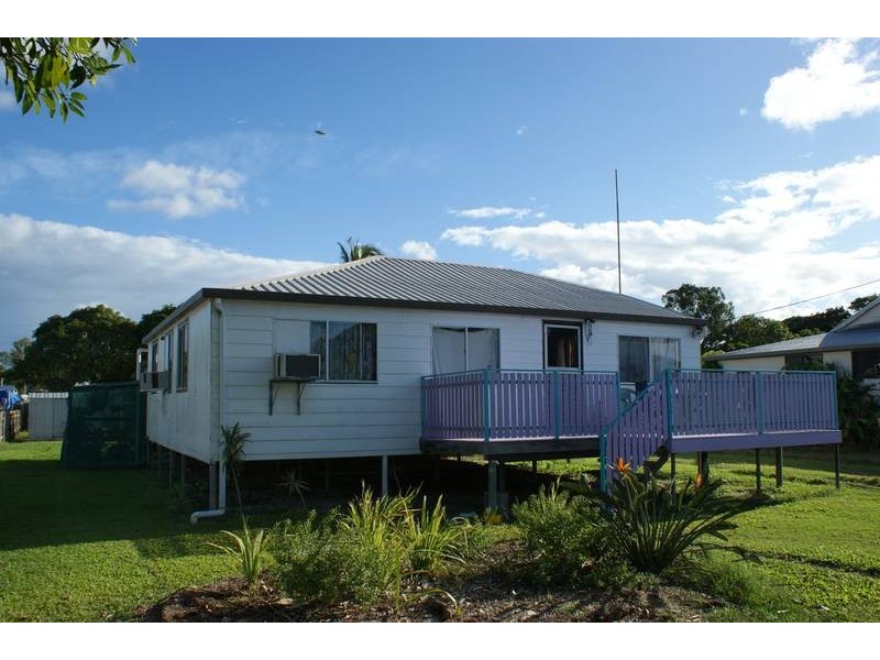 5 Brown Street, Koumala QLD 4738