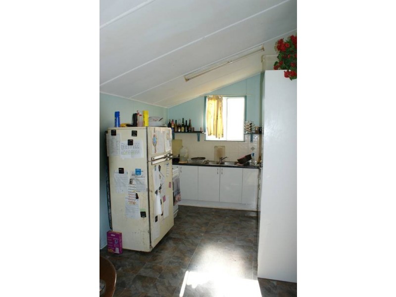 5 Brown Street, Koumala QLD 4738