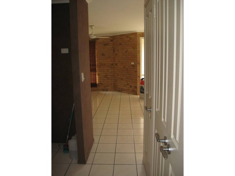 4/69 West Street, Sarina QLD 4737