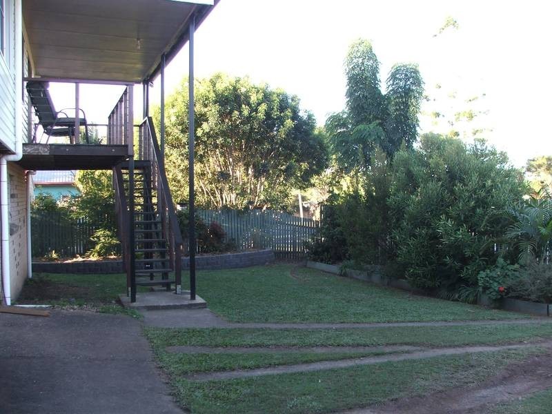 69 Beach Road, Sarina QLD 4737