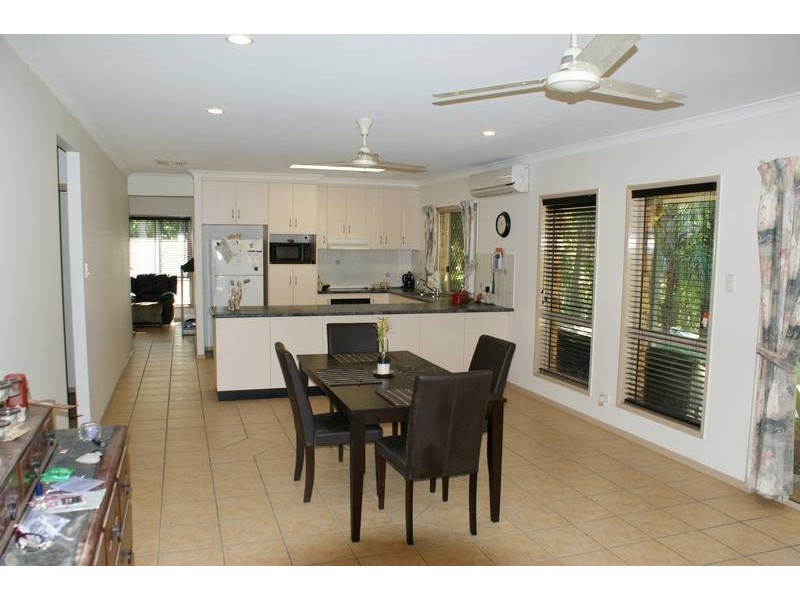 38 Gumnut Drive, Sarina QLD 4737