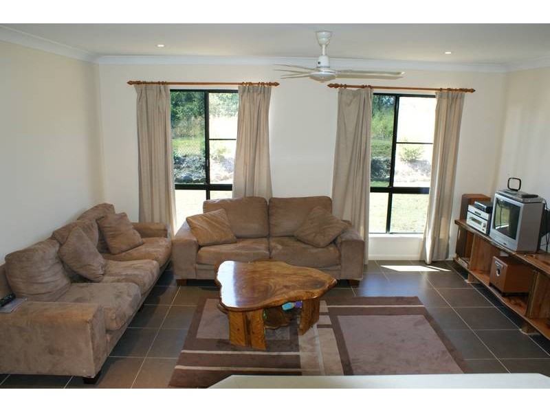 44 Lawries Road, Sarina Range QLD 4737