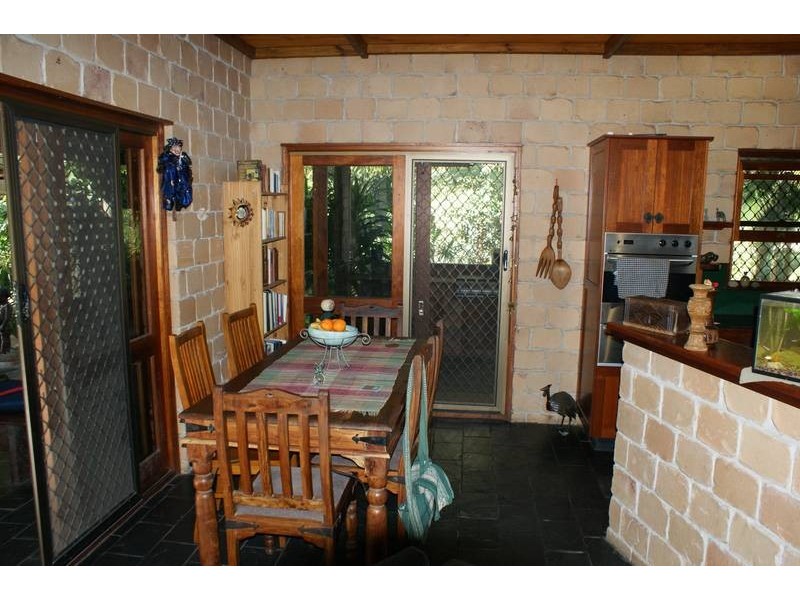 32 Rankin Court, Armstrong Beach QLD 4737
