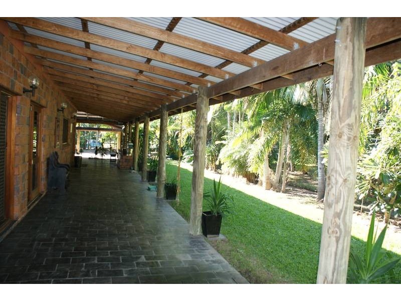 32 Rankin Court, Armstrong Beach QLD 4737