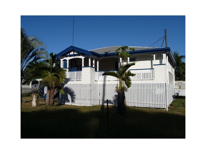 63 Range Road, Sarina QLD 4737