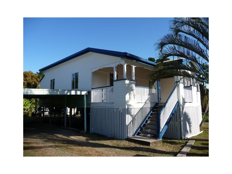 63 Range Road, Sarina QLD 4737