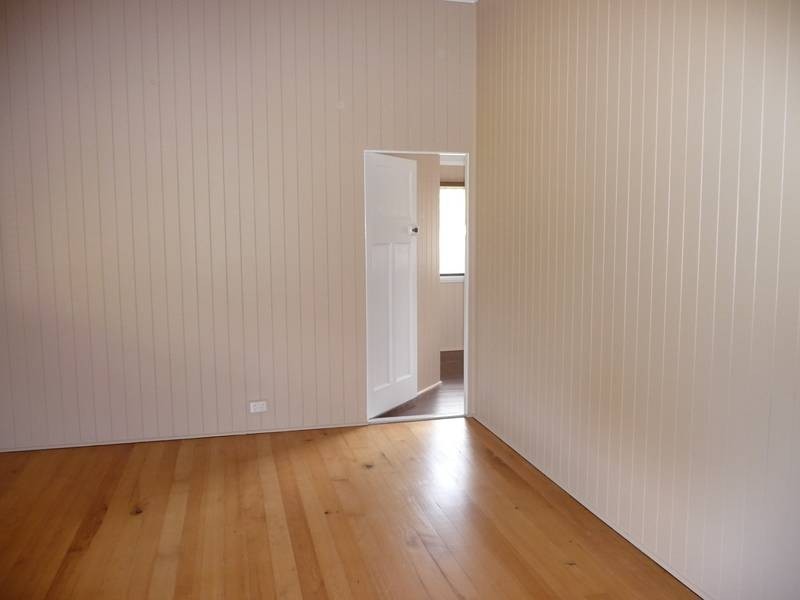 63 Range Road, Sarina QLD 4737