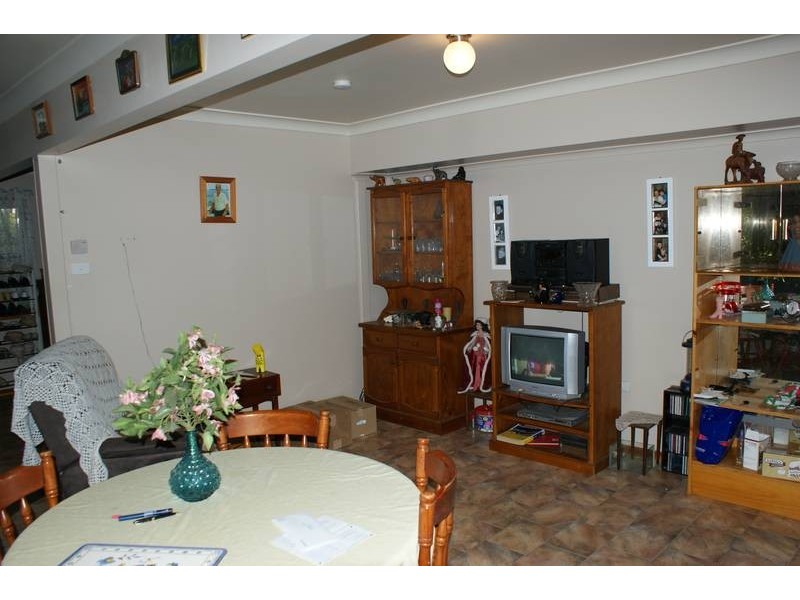 6 Morris Street, Sarina QLD 4737