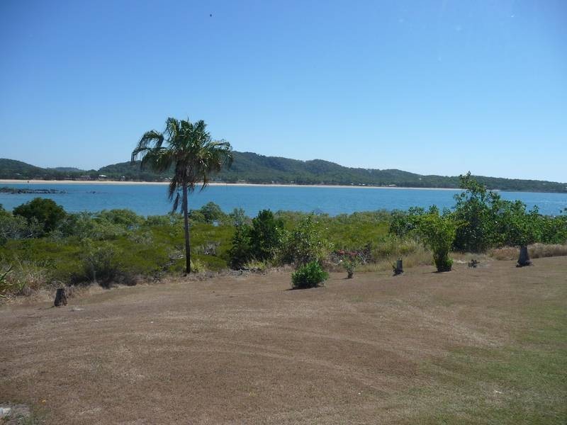 4 Coopers Avenue, Campwin Beach QLD 4737