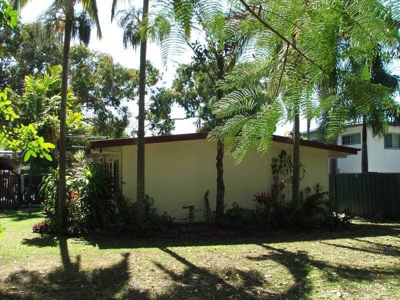 6 Skylark Street, Slade Point QLD 4740