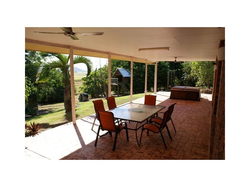 13 Grieshaber Drive, Sarina QLD 4737