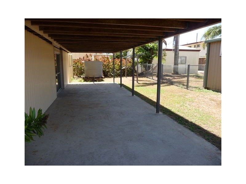 71 Zelma Street, Grasstree Beach QLD 4740