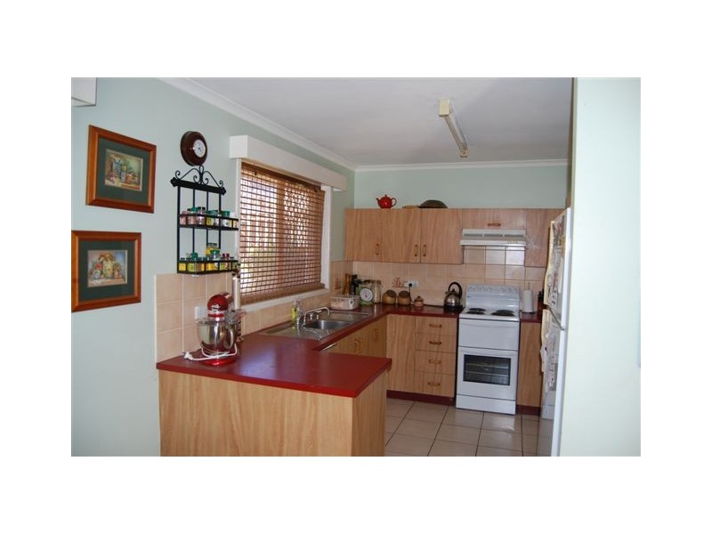41 Range Road, Sarina QLD 4737