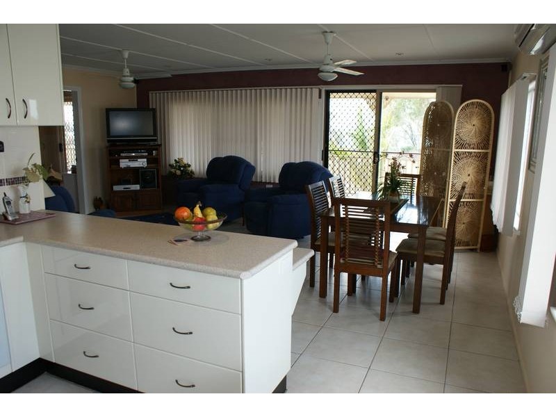 82 The Esplanade, Grasstree Beach QLD 4740