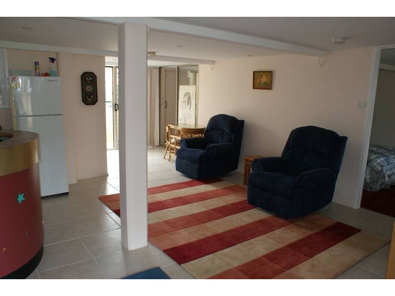 82 The Esplanade, Grasstree Beach QLD 4740