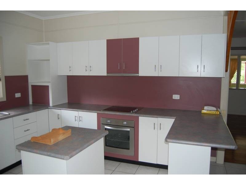 5 Brandon Street, Sarina QLD 4737