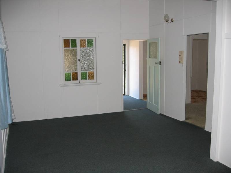 4 Breen Street, Sarina QLD 4737