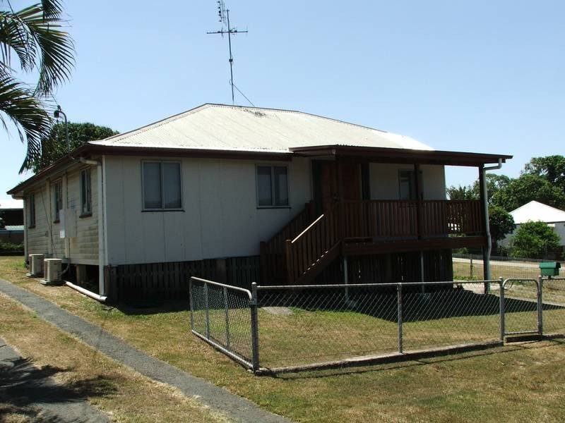 2 Hill Street, Sarina QLD 4737