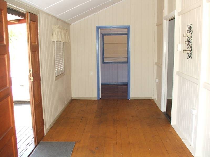 2 Hill Street, Sarina QLD 4737