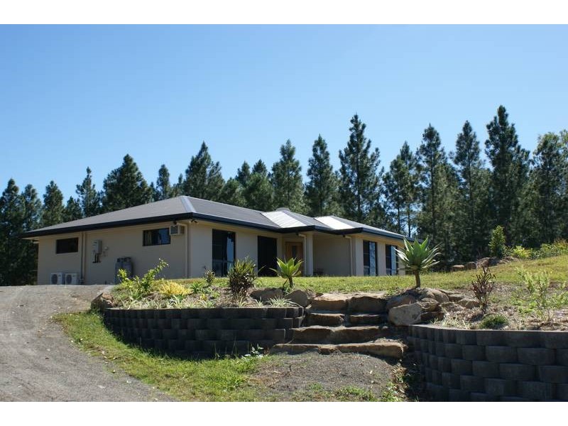 44 Lawries Road, Sarina Range QLD 4737