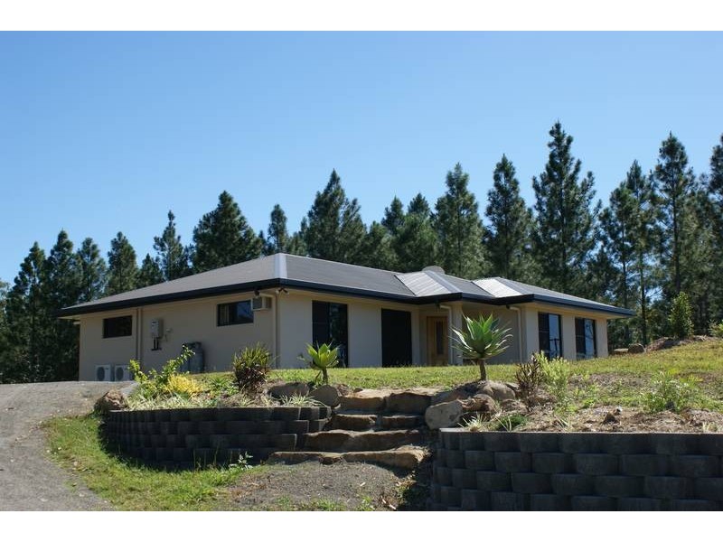 44 Lawries Road, Sarina Range QLD 4737