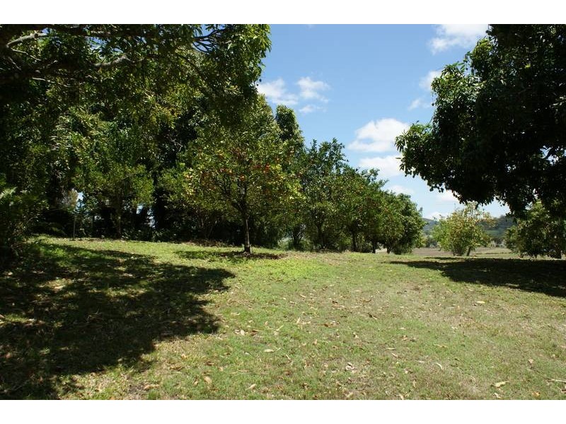 5 Lambert Road, Sarina QLD 4737