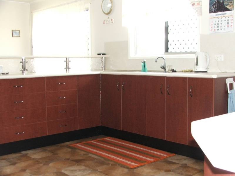 7 Atherton Street, Sarina QLD 4737