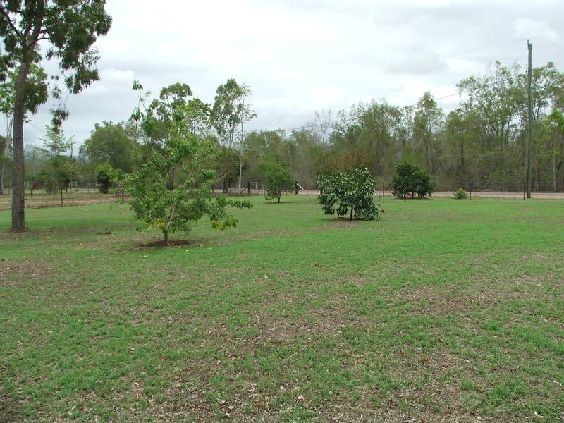 15 Meatworks Road, St Lawrence QLD 4707