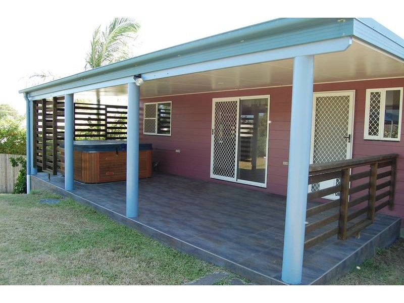 10 Hackett Court, Campwin Beach QLD 4737