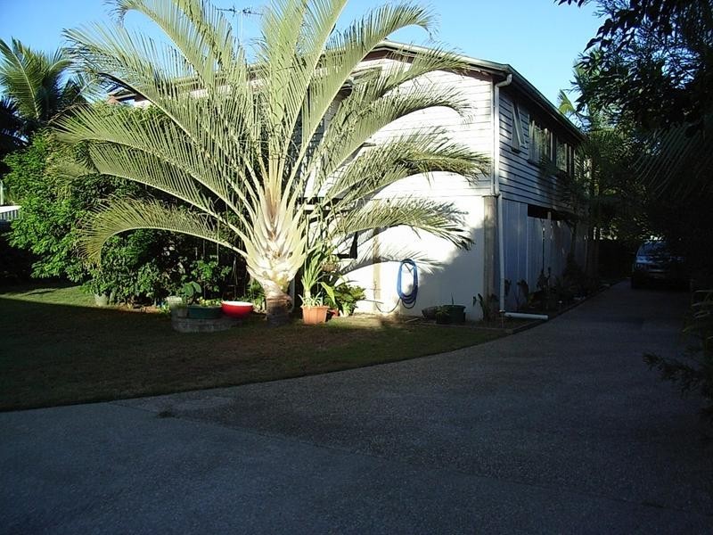 13 Deguara Avenue, Armstrong Beach QLD 4737