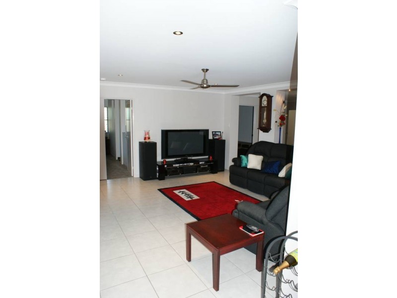 6 Silver Street, Grasstree Beach QLD 4740