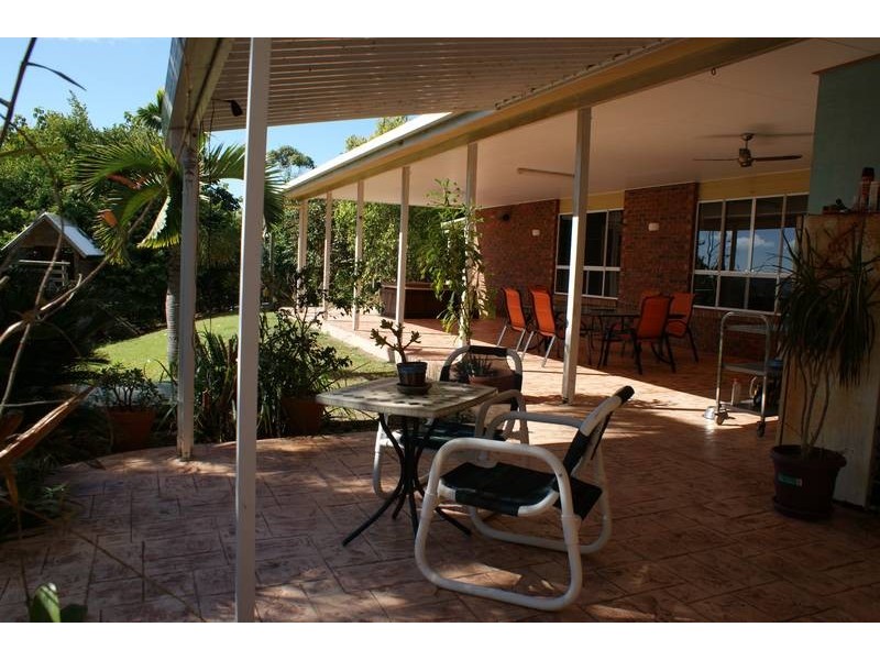 13 Grieshaber Drive, Sarina QLD 4737