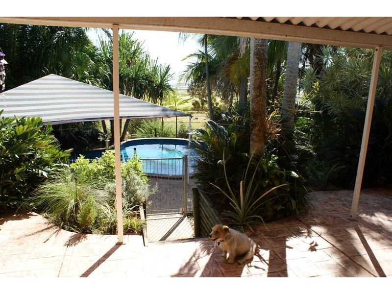 13 Grieshaber Drive, Sarina QLD 4737