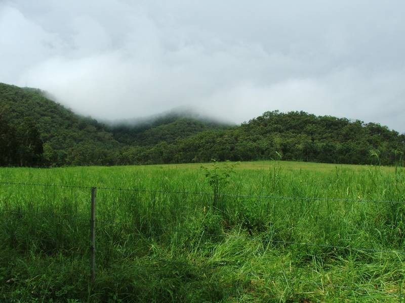 165 Smarts Road, Koumala QLD 4738