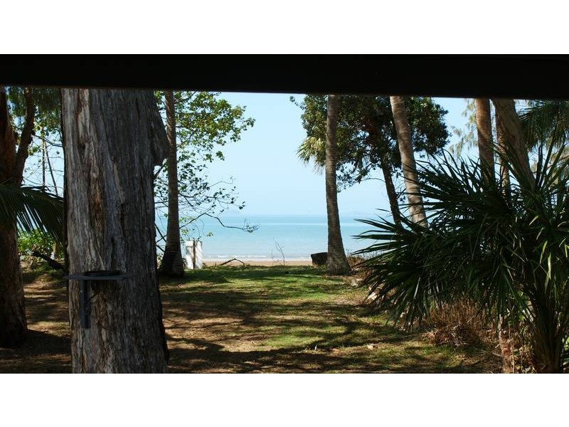 72 Melba Street, Armstrong Beach QLD 4737