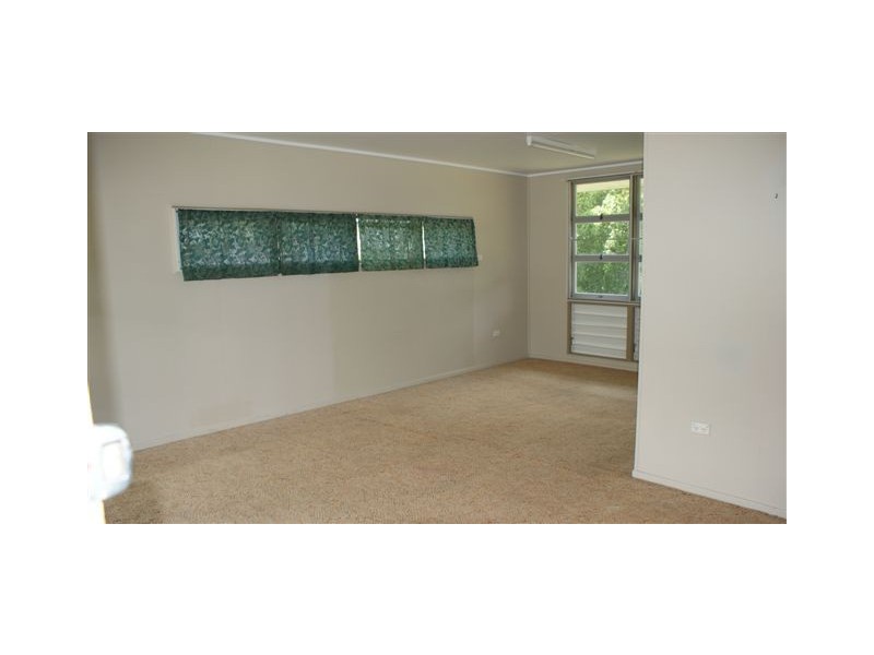 16 Atherton Street, Sarina QLD 4737