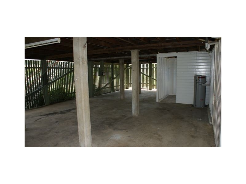 16 Atherton Street, Sarina QLD 4737