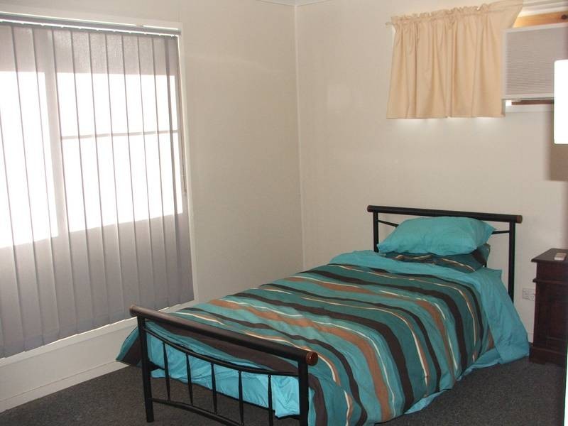 56 Mills Avenue, Moranbah QLD 4744