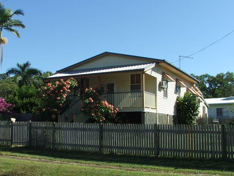 1 Langdon Street, Sarina QLD 4737