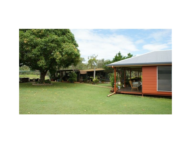 9 Kinnaird Street, St Lawrence QLD 4707