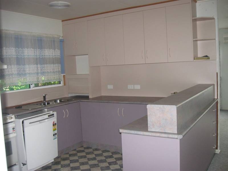 39 Leslie Street, Sarina QLD 4737