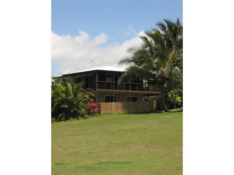 18 Silver Street, Grasstree Beach QLD 4740