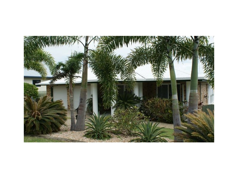 25 Captain Blackwood Drive, Mackay QLD 4740